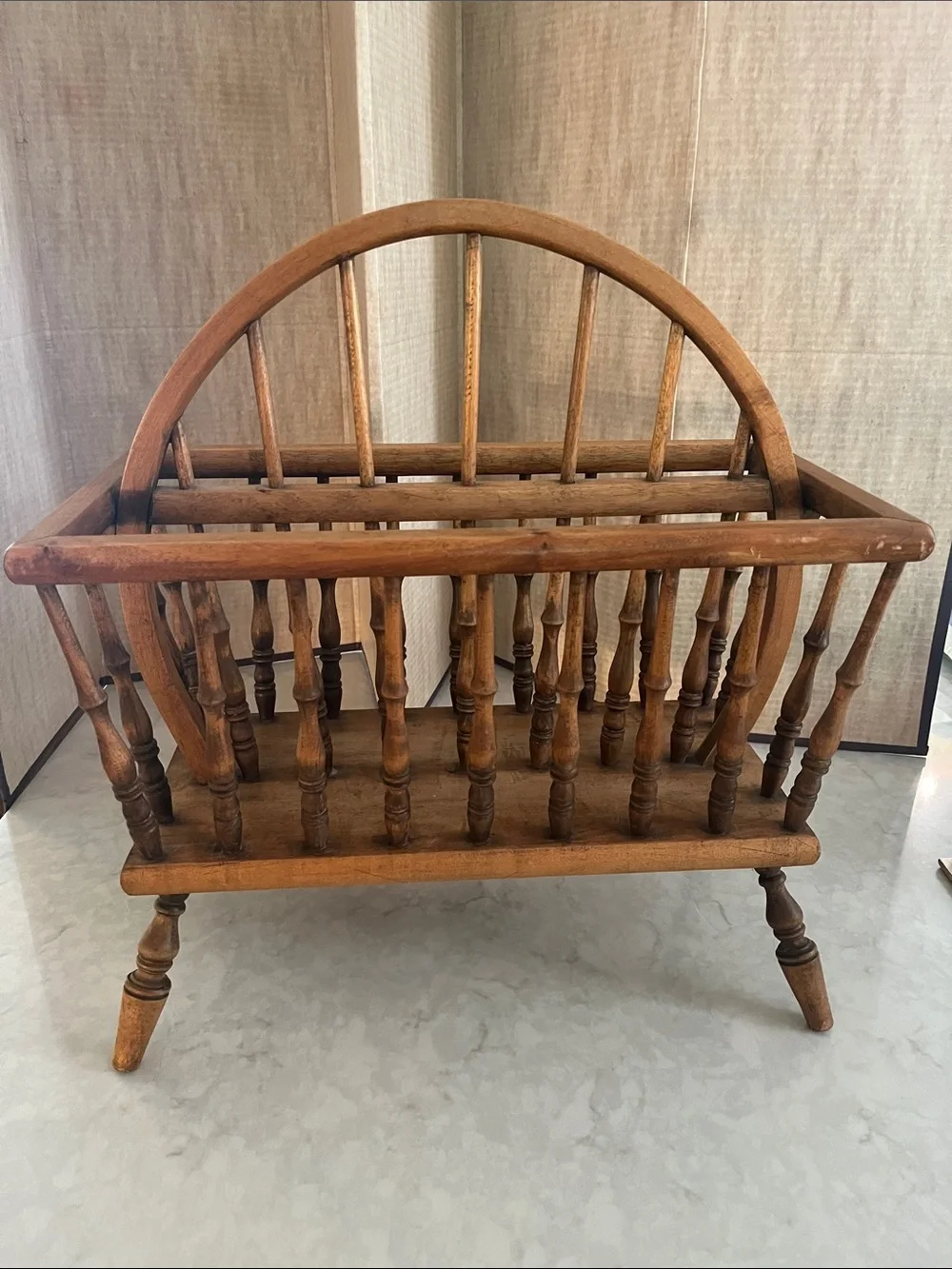 XL Vintage Wooden Yarn Caddy / Magazine Rack with Handle ~19” x 21”